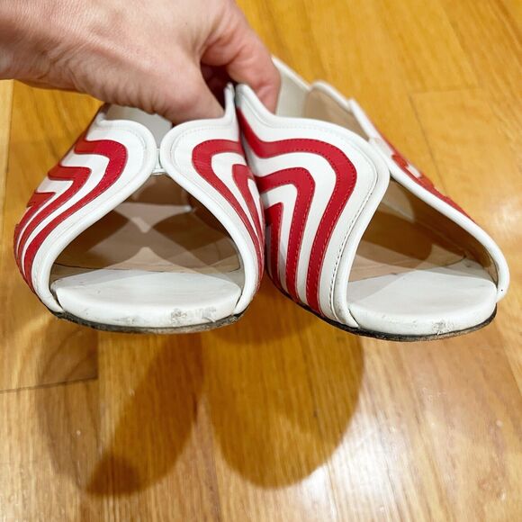 Fendi Peep Toe Summer Flats Womens Size 7.5 Red Leather Wave READ DESCRIPTION - Picture 6 of 15